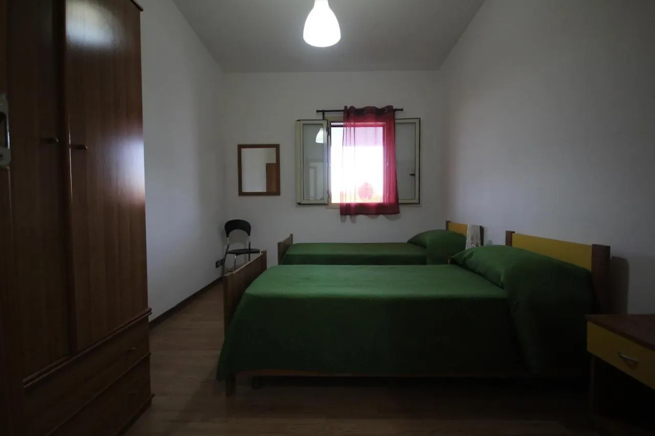 Vila La Casa Di Lara Calabernardo 0*,